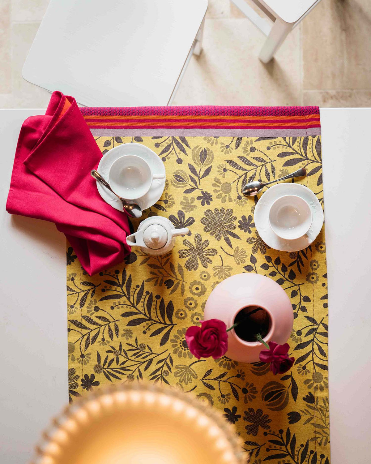 CHEMIN DE TABLE MAGNOLIA
