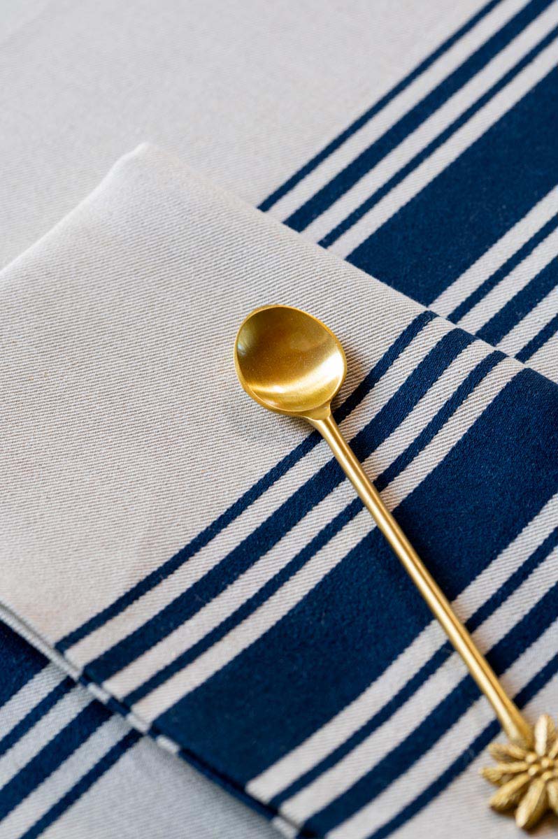 Serviette de table style basque au 7 rayures basques authentiques