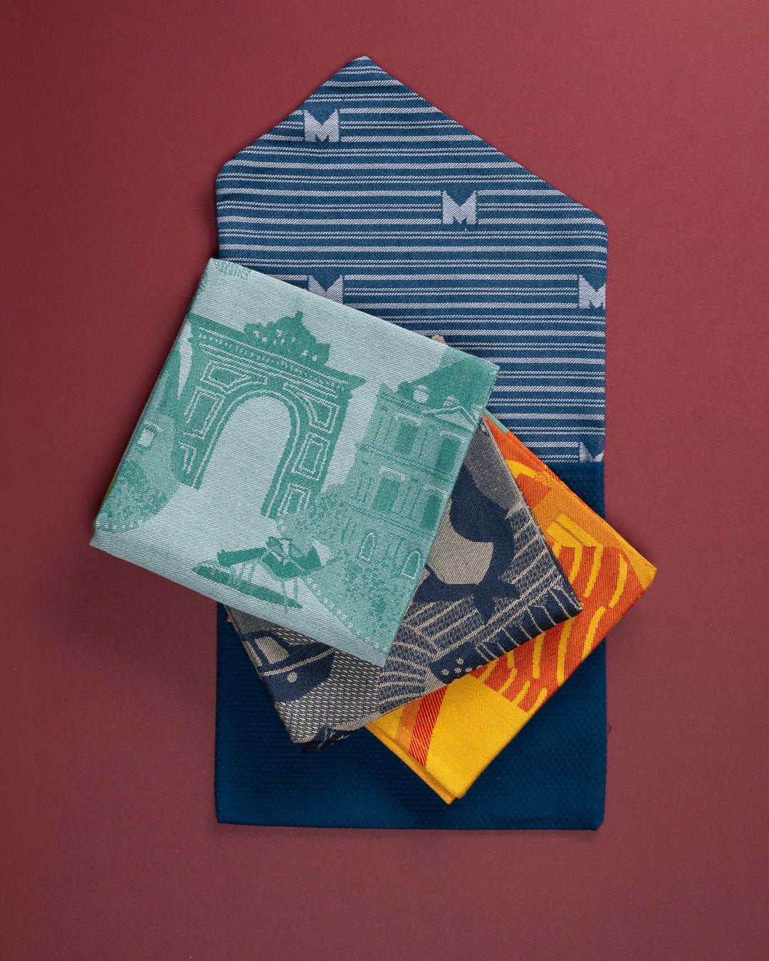 COFFRET 3 TORCHONS PARIS